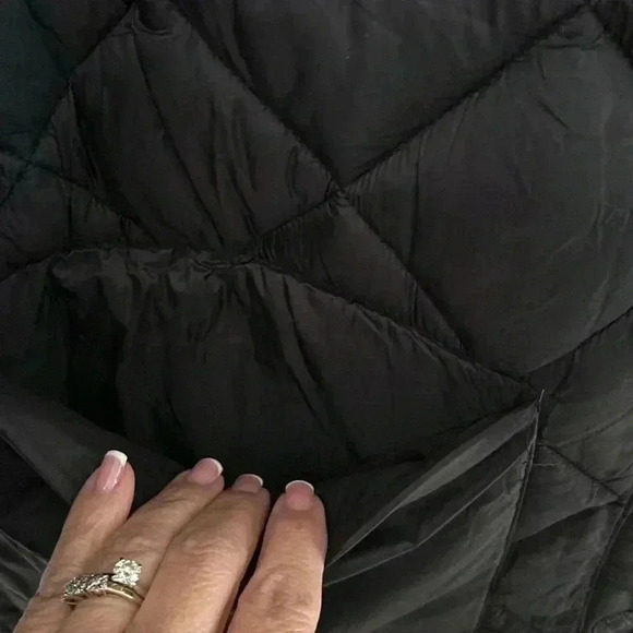 Calvin Klein women puffer - Picture 9 of 15